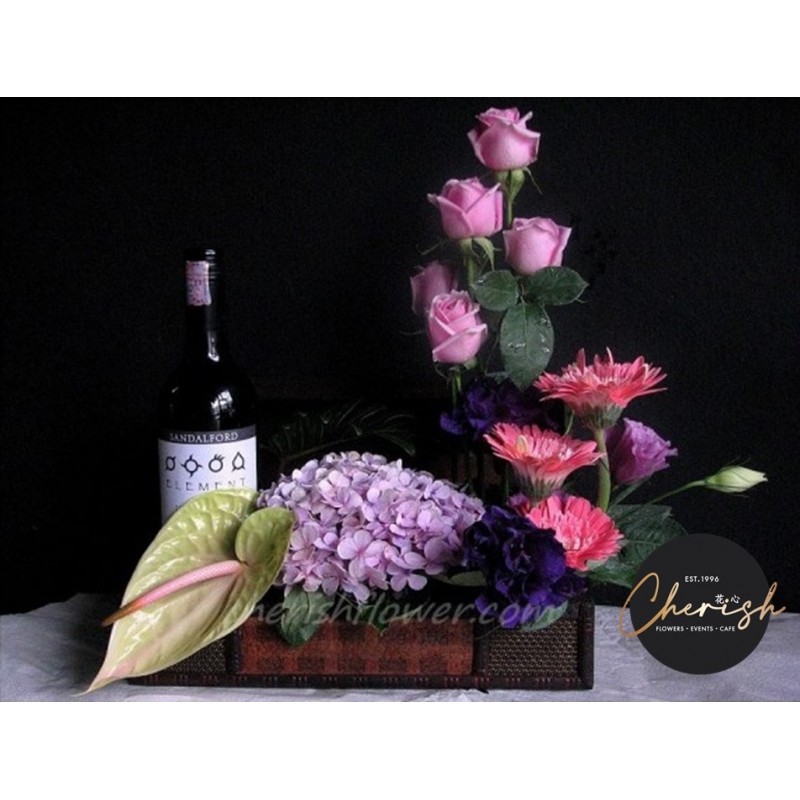 W06 - Wine & Flowers